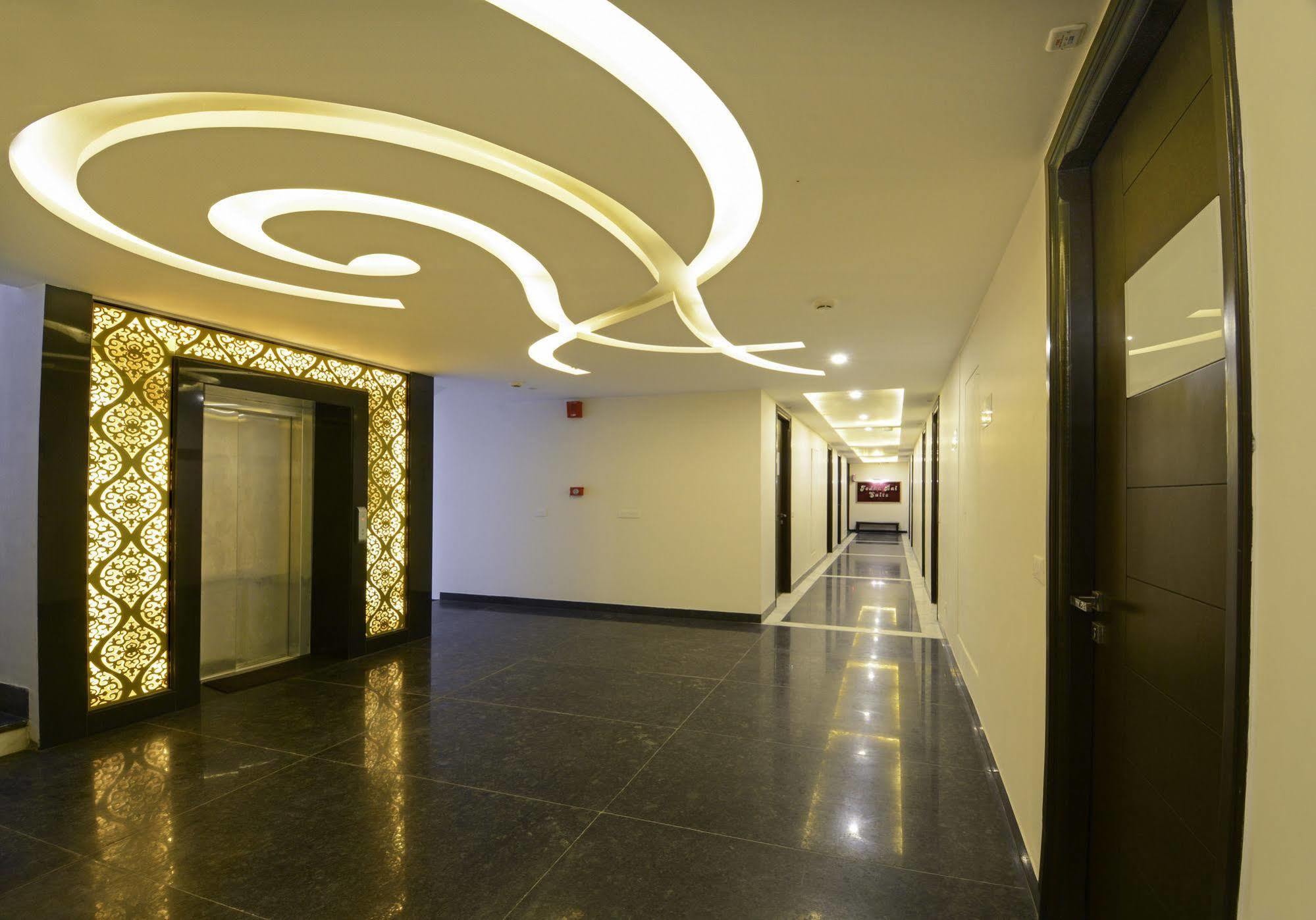 Hotel Crimson Palace Agra  Exterior foto